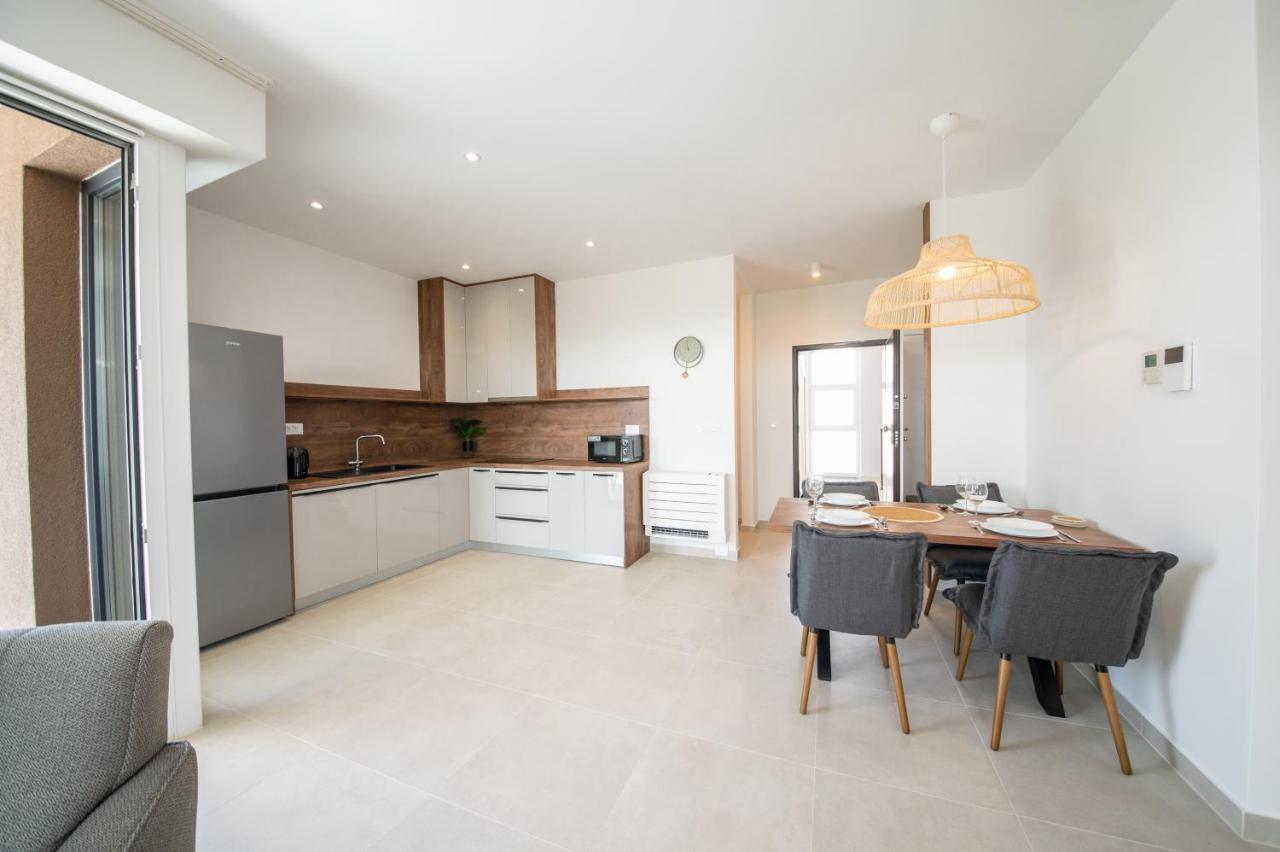 Vrsi Seaside Heights Apartments Ngoại thất bức ảnh