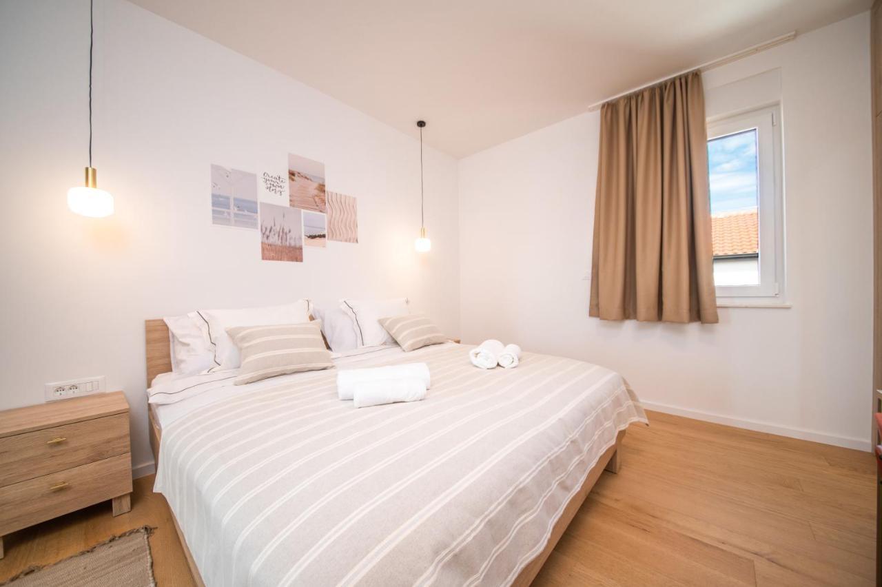 Vrsi Seaside Heights Apartments Ngoại thất bức ảnh