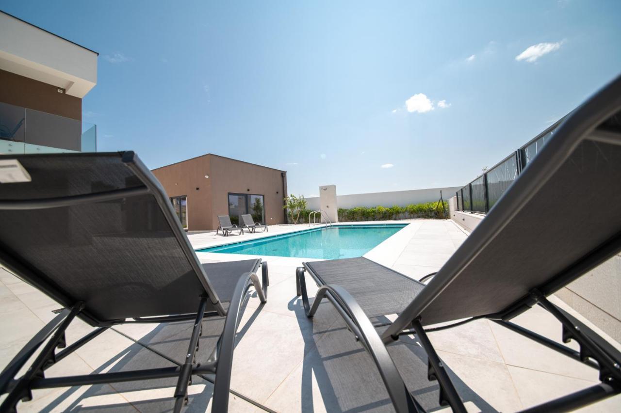 Vrsi Seaside Heights Apartments Ngoại thất bức ảnh