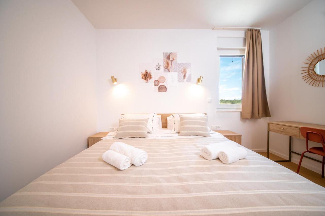 Vrsi Seaside Heights Apartments Ngoại thất bức ảnh
