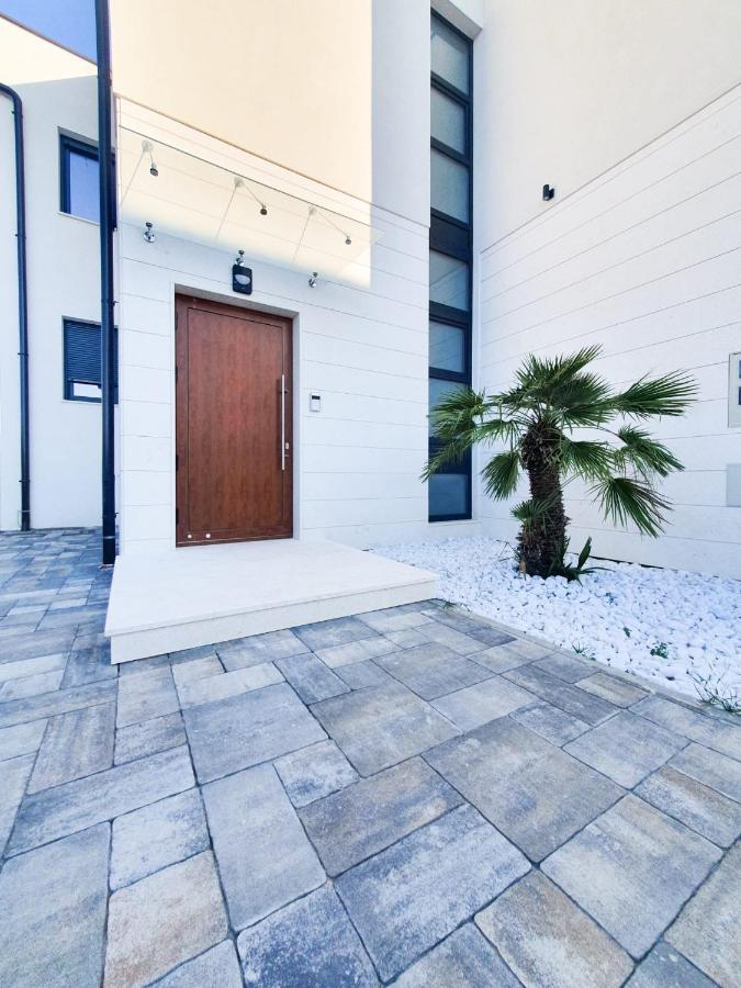 Vrsi Seaside Heights Apartments Ngoại thất bức ảnh